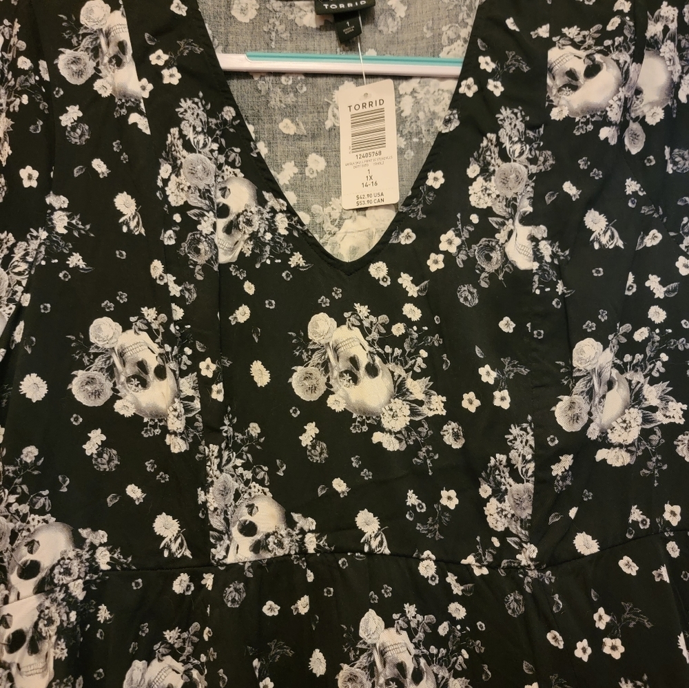 Torrid shirt